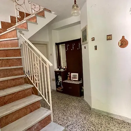 Titas House Curinga