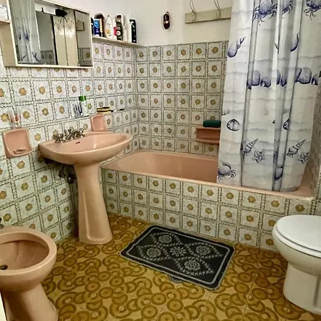 Apartament Titas House Curinga